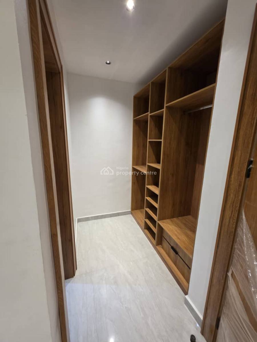 Luxury 2bedrooms Penthouse  Apartment, Osapa, Lekki, Lagos, Flat / Apartment for Sale
