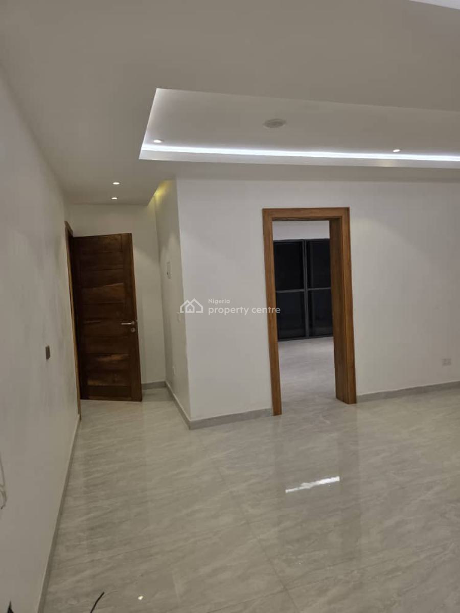 Luxury 2bedrooms Penthouse  Apartment, Osapa, Lekki, Lagos, Flat / Apartment for Sale