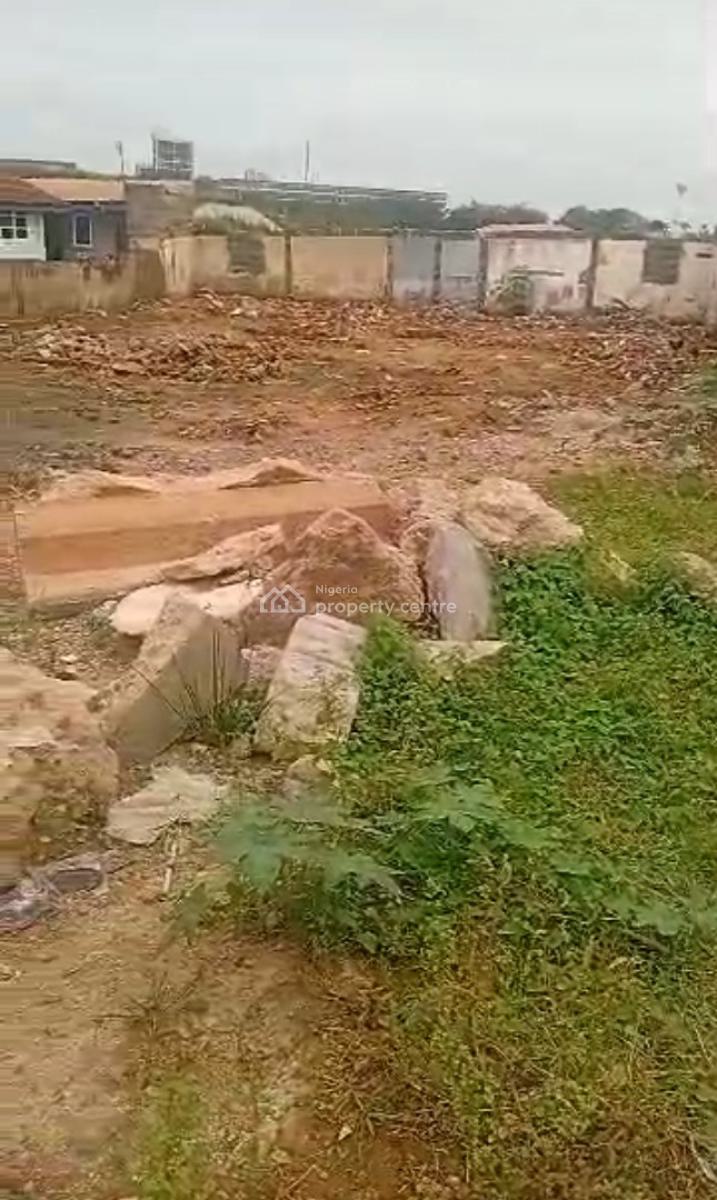 a Plot of Land at Community Akoka   Price:- #75m   Title:-, Akoka, Yaba, Lagos, Land for Sale