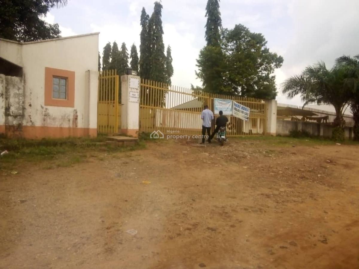 Large Commercial Complex, Along Kabba/okene Expressway, Felele. 1 Min From Ful, Lokoja, Kogi, Commercial Property for Sale