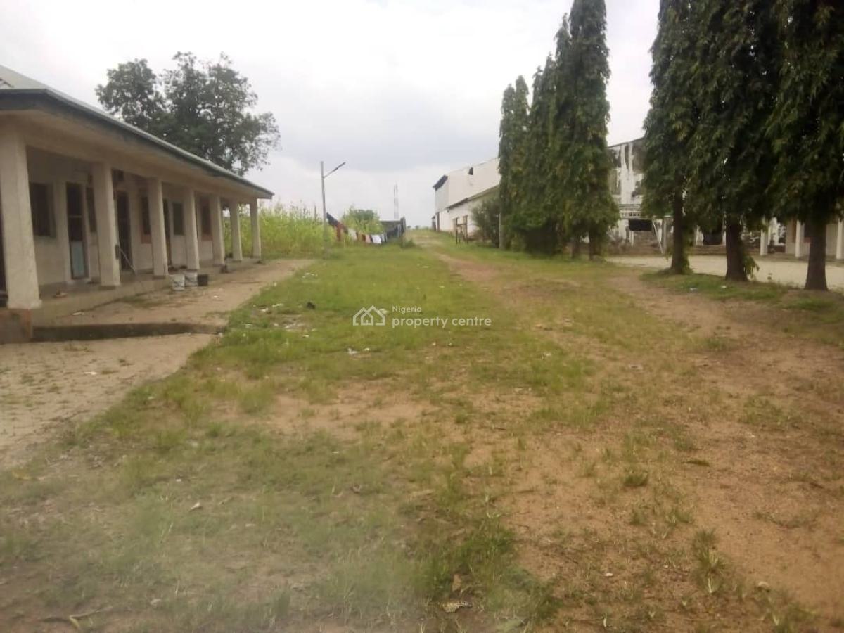 Large Commercial Complex, Along Kabba/okene Expressway, Felele. 1 Min From Ful, Lokoja, Kogi, Commercial Property for Sale