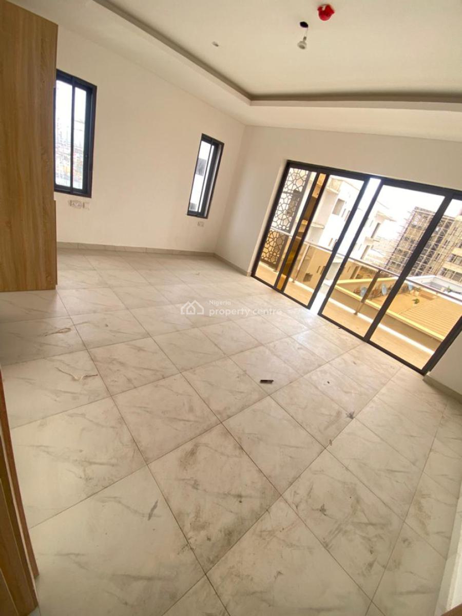 Newly Built and Serviced with 24/7 Power Supply 4 Bedroom En-suite Mai, Lekki Phase 1, Lekki, Lagos, House for Rent