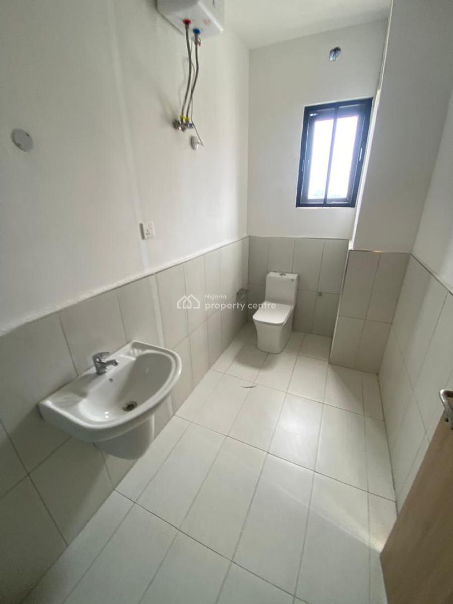 Newly Built and Serviced with 24/7 Power Supply 4 Bedroom En-suite Mai, Lekki Phase 1, Lekki, Lagos, House for Rent