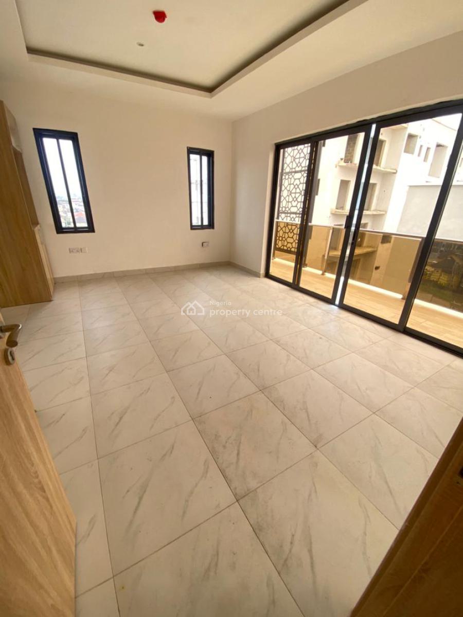Newly Built and Serviced with 24/7 Power Supply 4 Bedroom En-suite Mai, Lekki Phase 1, Lekki, Lagos, House for Rent