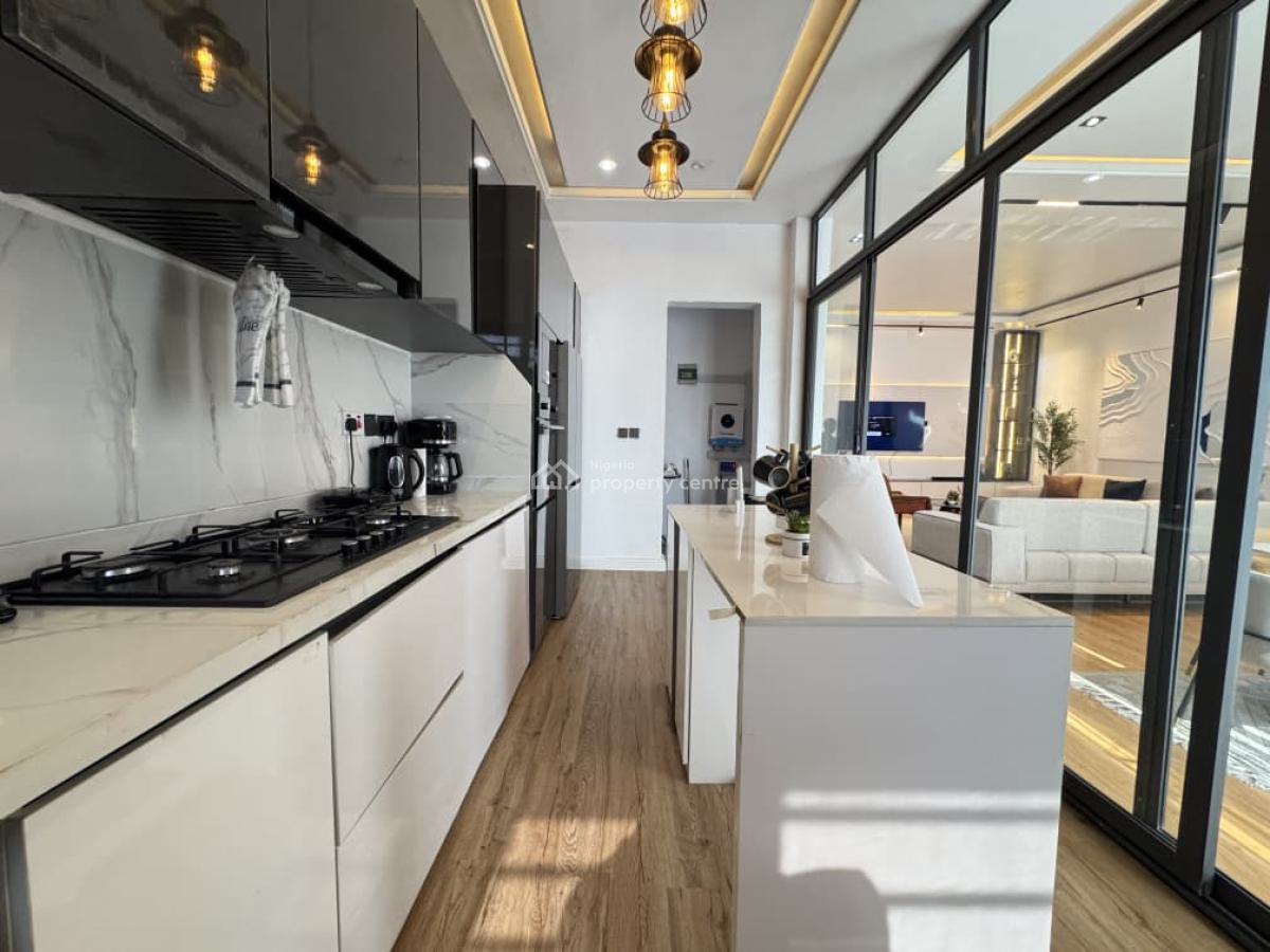 Luxury 3bedroom with Ps5 & Swimming Pool, Lekki, Lekki Phase 1, Lekki, Lagos, Flat / Apartment Short Let