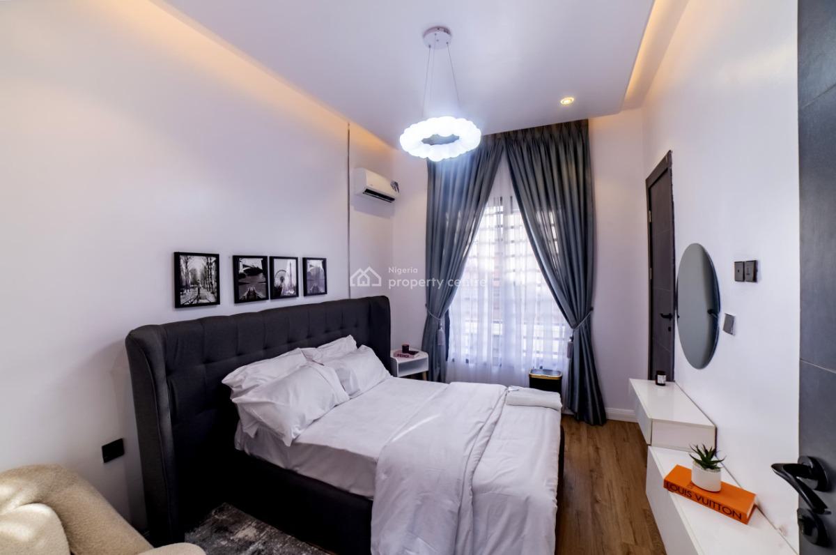 Luxury 3bedroom with Ps5 & Swimming Pool, Lekki, Lekki Phase 1, Lekki, Lagos, Flat / Apartment Short Let