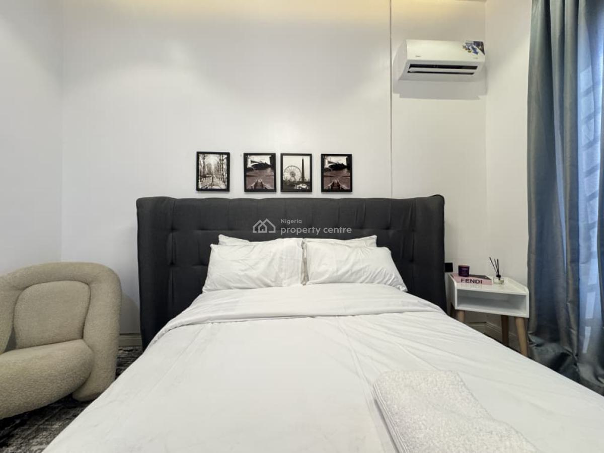 Luxury 3bedroom with Ps5 & Swimming Pool, Lekki, Lekki Phase 1, Lekki, Lagos, Flat / Apartment Short Let