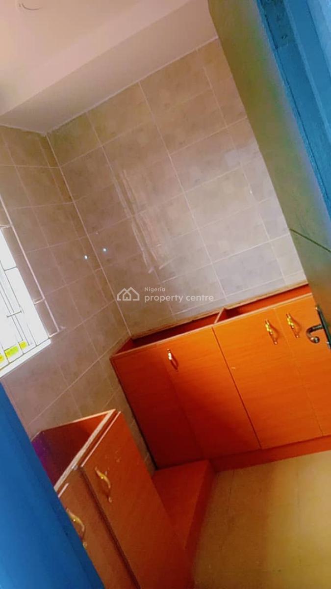 2 Bedroom Bungalow in a Secured Neighbourhood, Olowoira Via Omole Phase 2, Olowora, Magodo, Lagos, Flat / Apartment for Rent