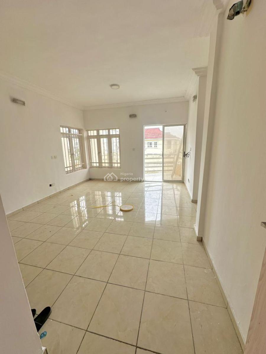 Masters Room with Balcony, Osapa, Lekki, Lagos, Flat / Apartment for Rent