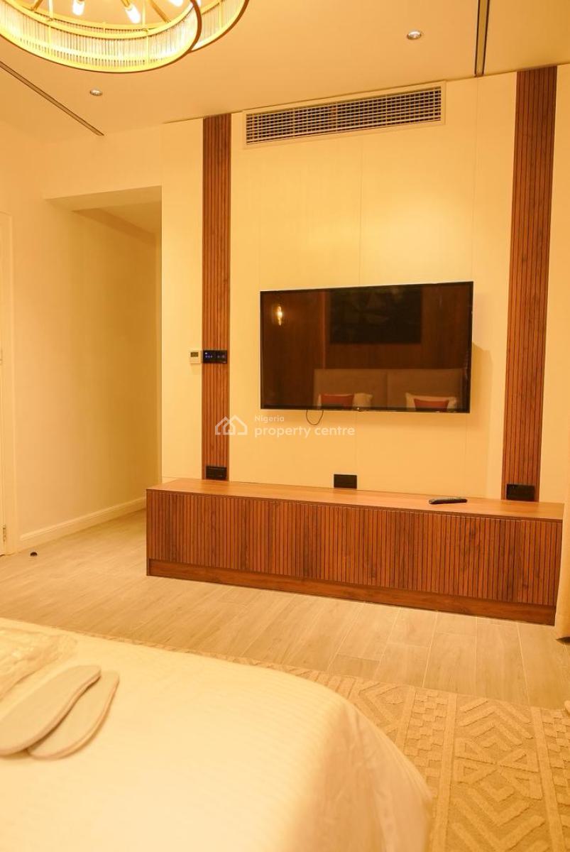 Luxurious Royal 3 Bedroom Furnished and Service Apartment, Wuse 2, Abuja, Flat / Apartment Short Let