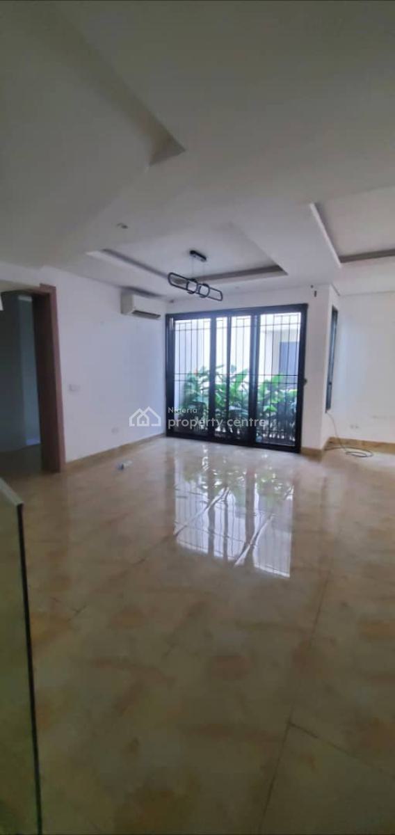Well Maintained, Waterfront 4-bedroom Terraced Duplex with Bq, Admiralty Road, Lekki Phase 1, Lekki, Lagos, Terraced Duplex for Rent