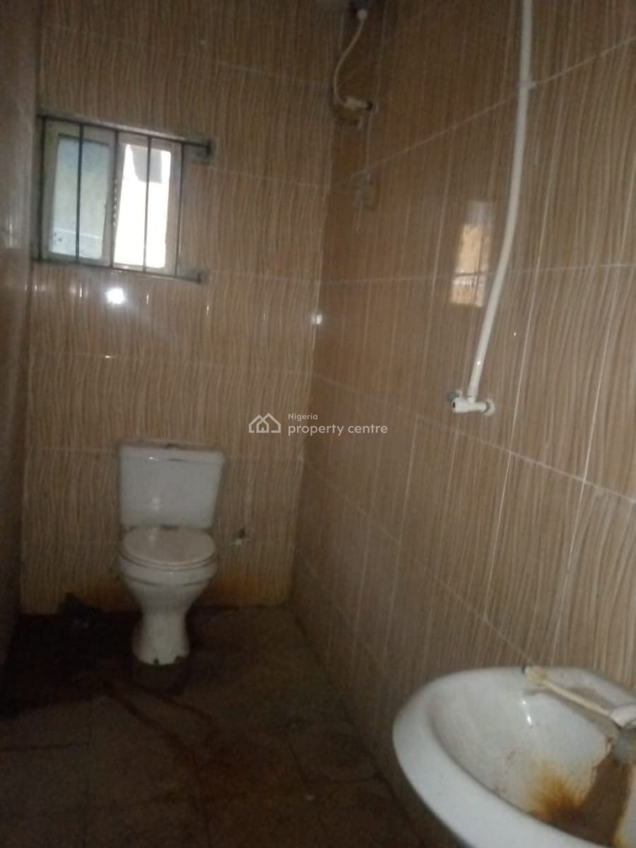 Clean and Spacious 2 Bedroom Apartment, Badore, Ajah, Lagos, Flat / Apartment for Rent