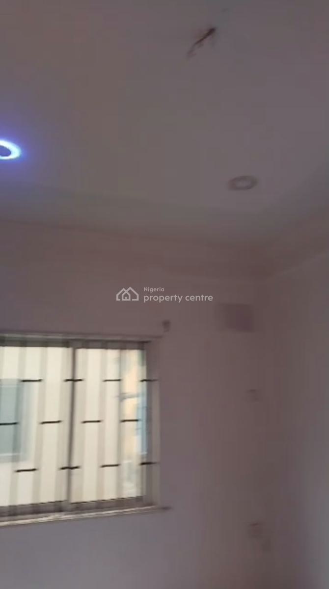 Lovely 2 Bedroom Apartment, Adeniyi Jones, Ikeja, Lagos, Flat / Apartment for Rent