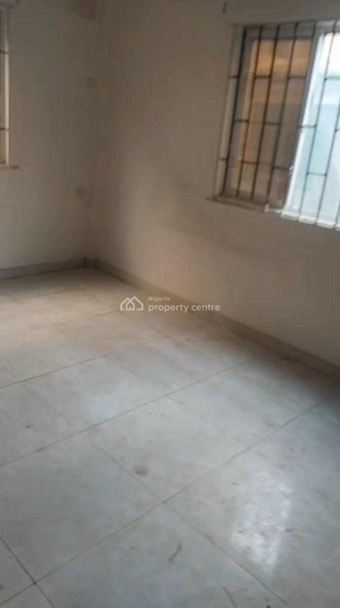 Lovely 2 Bedroom Apartment, Adeniyi Jones, Ikeja, Lagos, Flat / Apartment for Rent