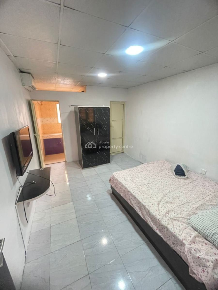 Spacious Self Contain with Ac, Bed & Tv at Osapa London, Osapa London Lekki, Osapa, Lekki, Lagos, Self Contain (single Rooms) for Rent