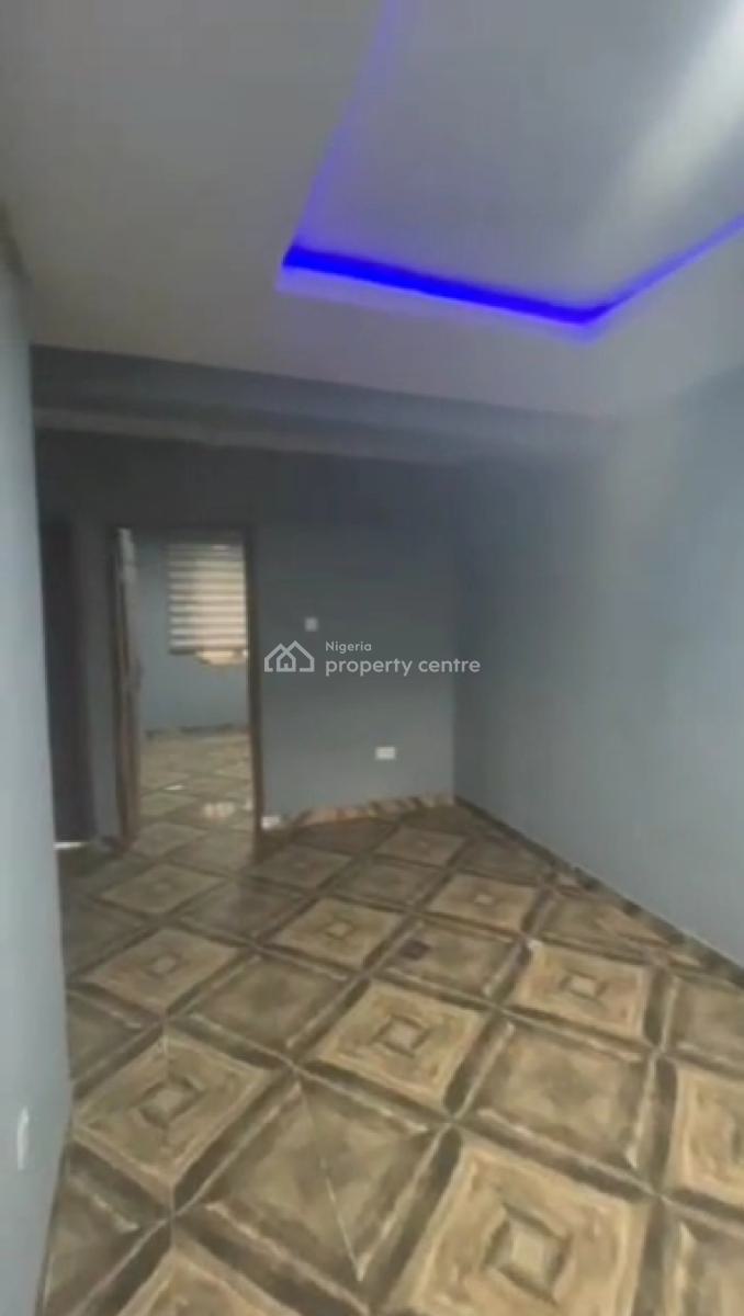 Very Decent & Spacious 2 Bedroom Flat, Ilaje, Akoka, Yaba, Lagos, Flat / Apartment for Rent