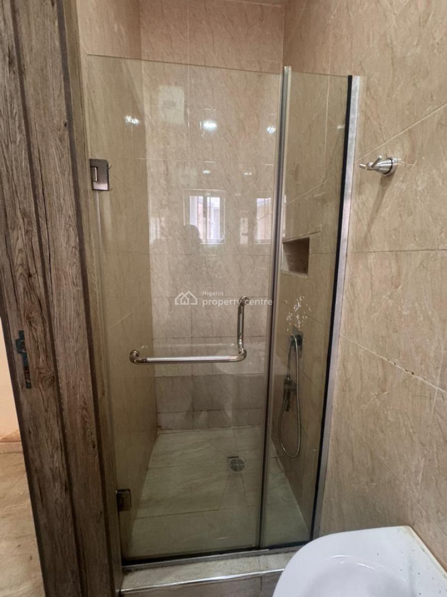 Luxury Self Contained in a Shared Apartment, Victoria Crest Estate Orchid, Lekki, Lagos, Self Contain (single Rooms) for Rent