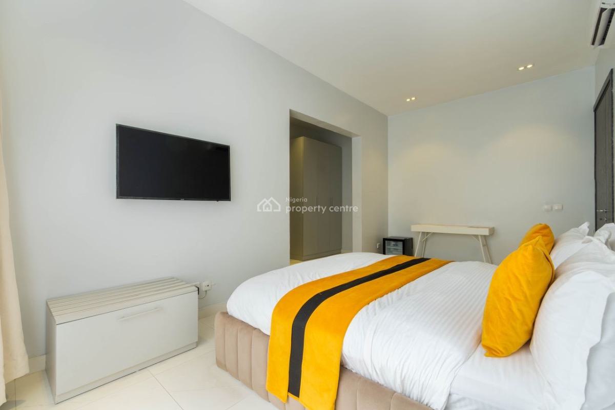 Cozy 1 Bedroom Apartment with Top Notch Amenities, Lekki Phase 1, Lekki, Lagos, Flat / Apartment Short Let