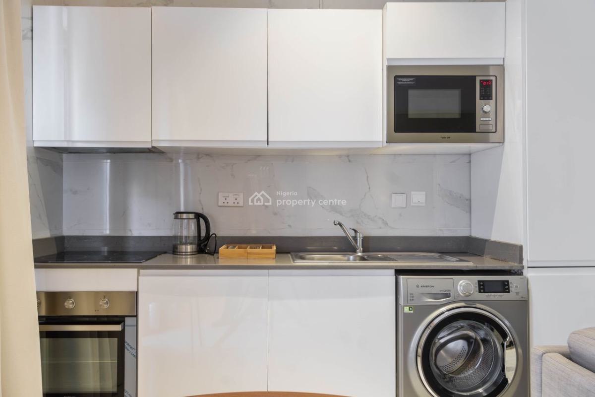 Cozy 1 Bedroom Apartment with Top Notch Amenities, Lekki Phase 1, Lekki, Lagos, Flat / Apartment Short Let