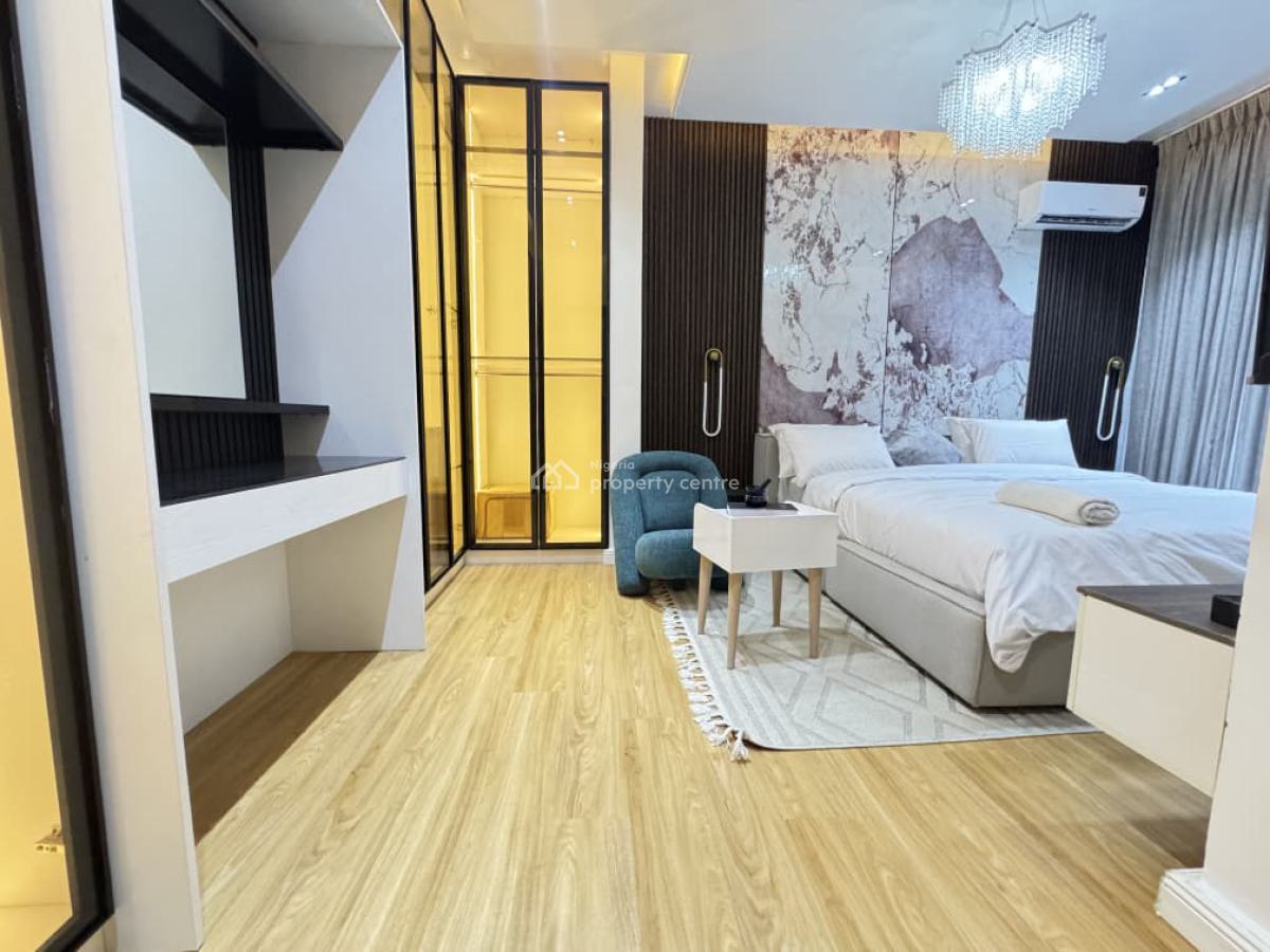 Newly Furnished Luxury 3 Bedroom with Pool and Ps5, Lekki Phase 1, Lekki, Lagos, Flat / Apartment Short Let