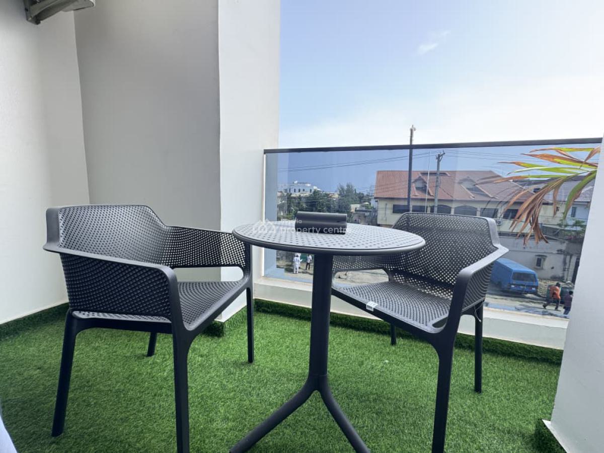 Newly Furnished Luxury 3 Bedroom with Pool and Ps5, Lekki Phase 1, Lekki, Lagos, Flat / Apartment Short Let