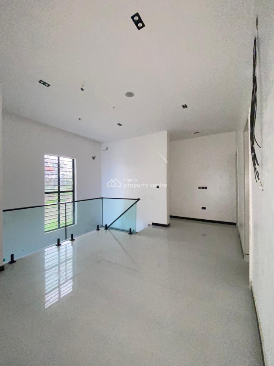 1 Bedroom Apartment, Ogombo, Ogombo, Ajah, Lagos, Block of Flats for Sale