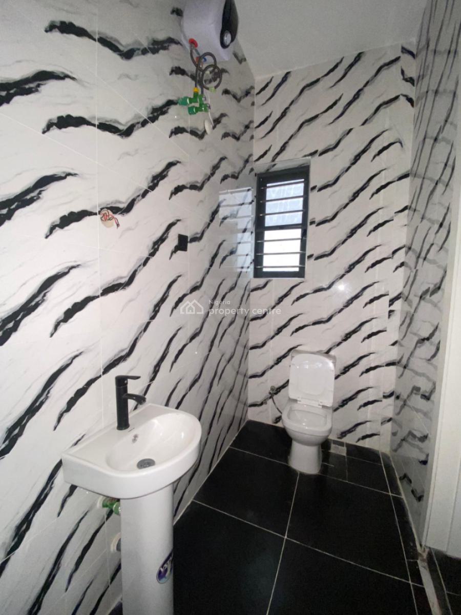 1 Bedroom Apartment, Ogombo, Ogombo, Ajah, Lagos, Block of Flats for Sale