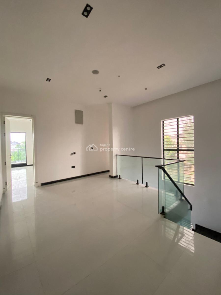 1 Bedroom Apartment, Ogombo, Ogombo, Ajah, Lagos, Block of Flats for Sale