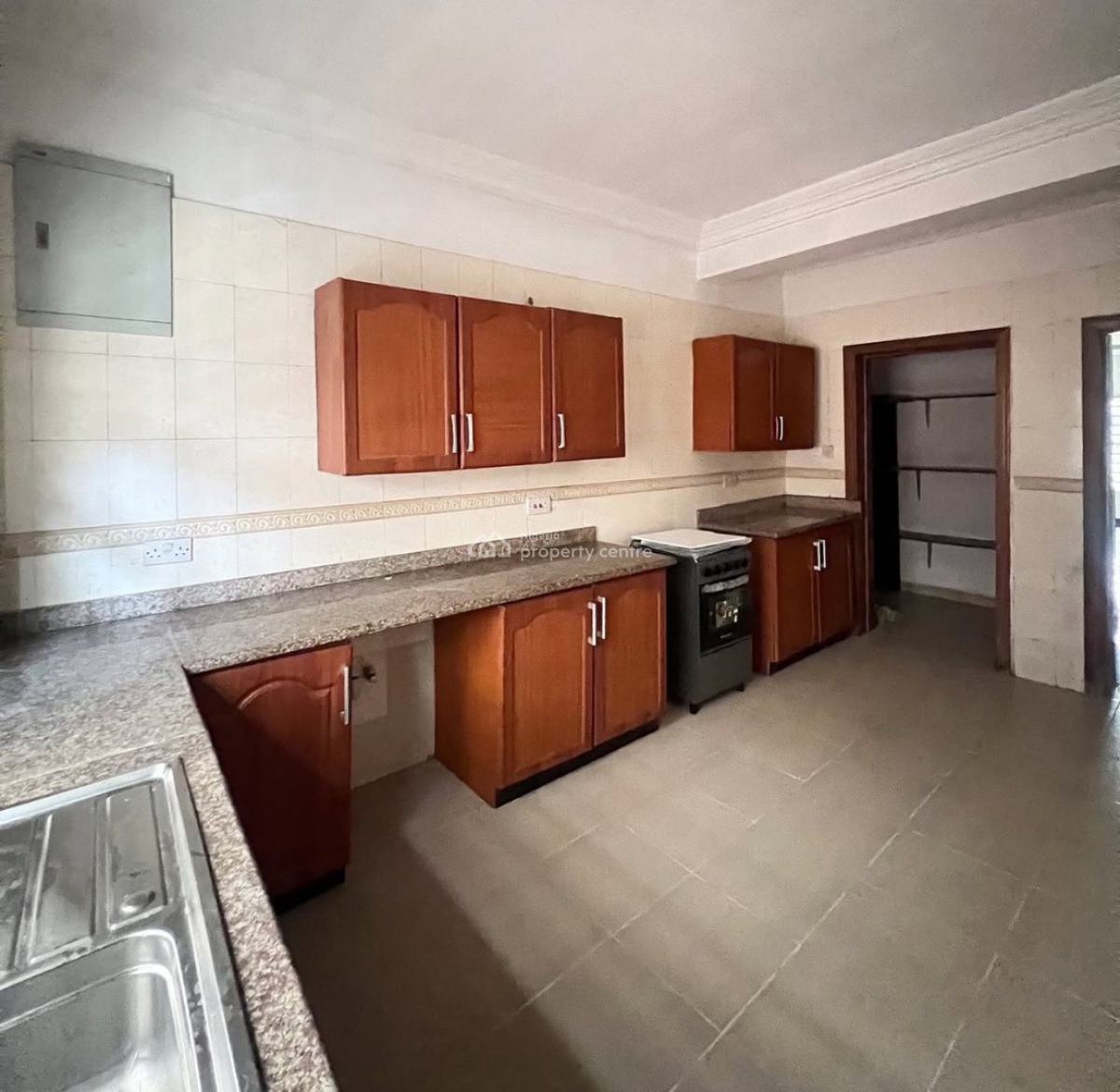 3-bedroom Apartment, Lekki Phase 1, Lekki, Lagos, Flat / Apartment for Rent