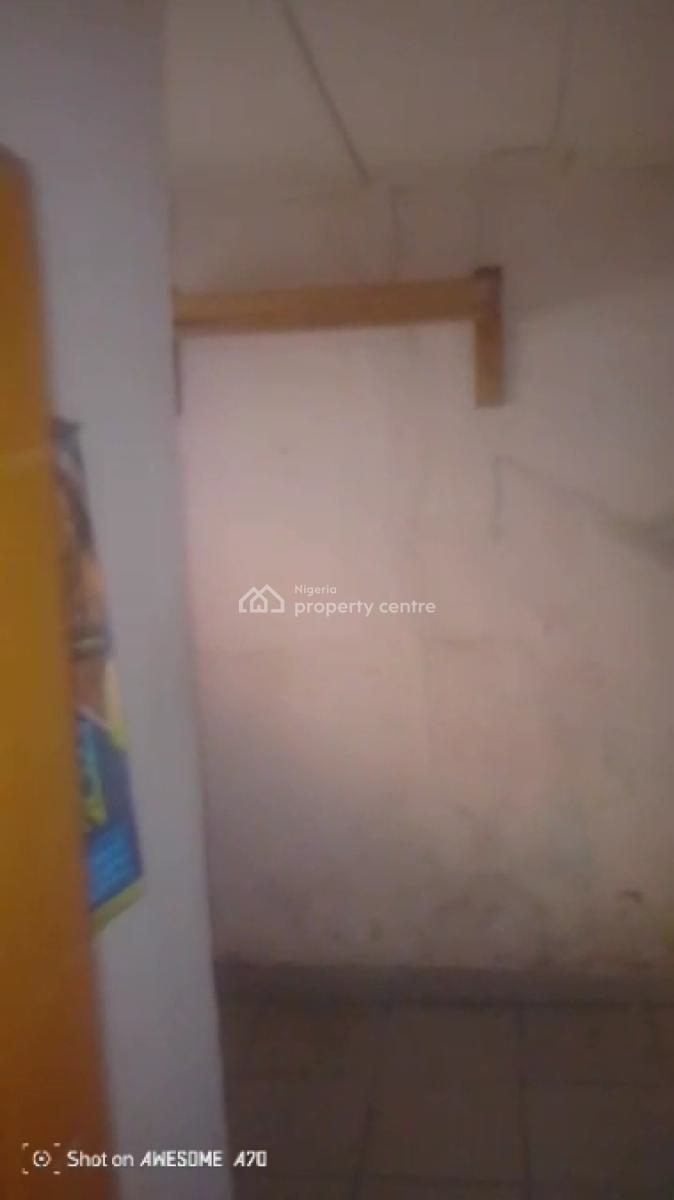 Very Decent Mini Flat, Ilaje, Bariga, Shomolu, Lagos, Mini Flat (room and Parlour) for Rent
