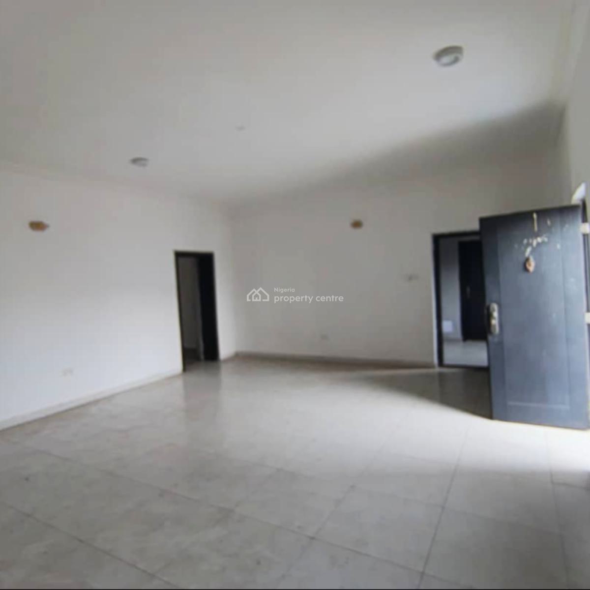 a 3 Bedroom Flat, Shoprite Road, Osapa, Lekki, Lagos, Flat / Apartment for Sale