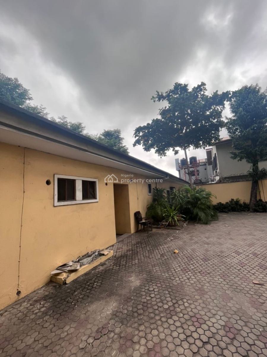 6 Bedrooms Detached House with 8 Room Boys Quarters and Swimming Pool, Admiralty Way, Lekki Phase 1, Lekki, Lagos, Detached Duplex for Sale