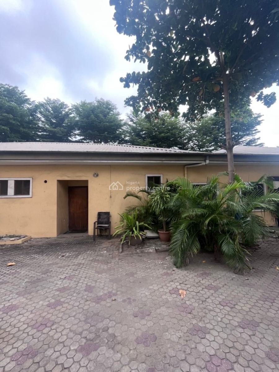 6 Bedrooms Detached House with 8 Room Boys Quarters and Swimming Pool, Admiralty Way, Lekki Phase 1, Lekki, Lagos, Detached Duplex for Sale
