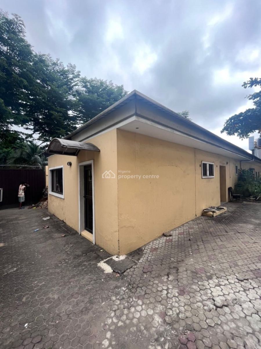 6 Bedrooms Detached House with 8 Room Boys Quarters and Swimming Pool, Admiralty Way, Lekki Phase 1, Lekki, Lagos, Detached Duplex for Sale