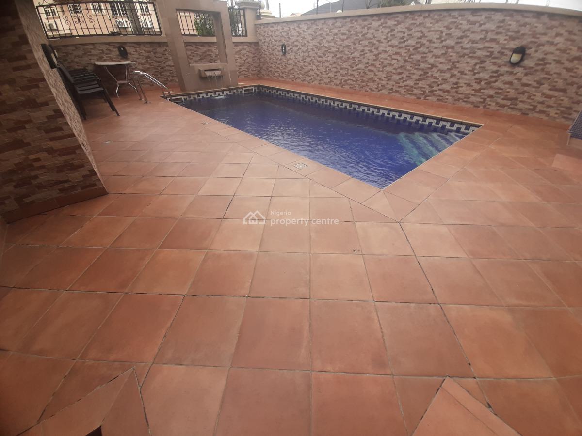 Serviced 3 Bedroom En-suite Flat with Fitted Kitchen, Air Conditioners, Lekki Phase 1, Lekki, Lagos, Flat / Apartment for Rent