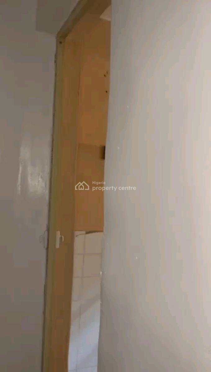 Two Units of *self-contained Apartments* (1 Room with Toilet, Onayan Street, Akoka, Yaba, Lagos, Self Contain (single Rooms) for Rent