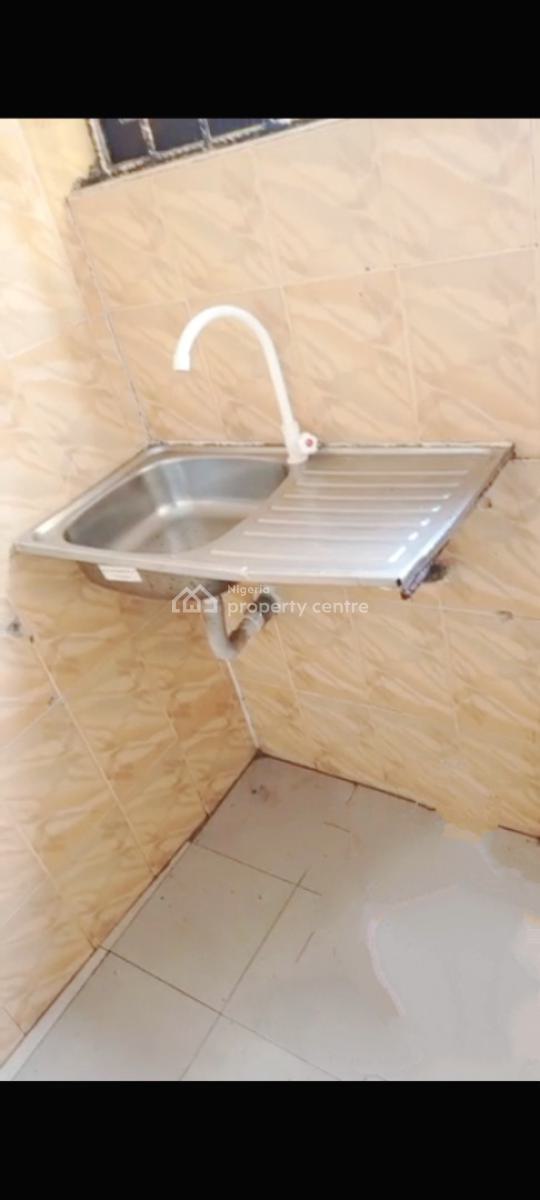 a Room Self-contained Apartment, Off Emmanuel Keshi, Gra Phase 2, Magodo, Lagos, Self Contain (single Rooms) for Rent
