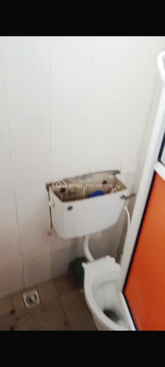 a Room Self-contained Apartment, Off Emmanuel Keshi, Gra Phase 2, Magodo, Lagos, Self Contain (single Rooms) for Rent