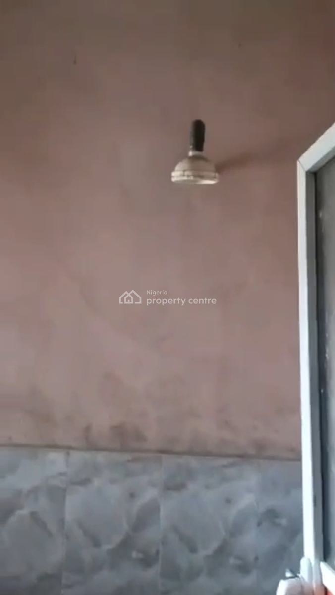 Very Nice & Standard Room Self-contain, Off Modupe Estate, Fola Agoro, Shomolu, Lagos, Self Contain (single Rooms) for Rent