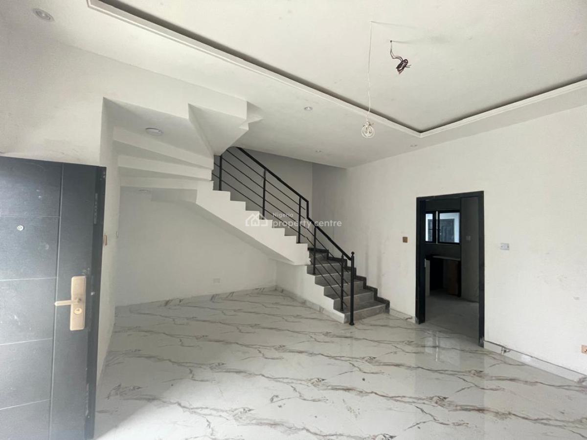 Luxury 3 Bedroom Terraced Triplex, Ologolo, Lekki, Lagos, Terraced Duplex for Rent