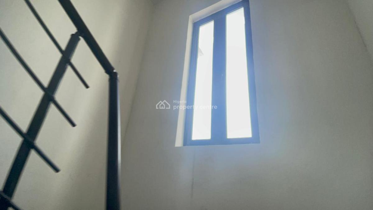 Luxury 3 Bedroom Terraced Triplex, Ologolo, Lekki, Lagos, Terraced Duplex for Rent