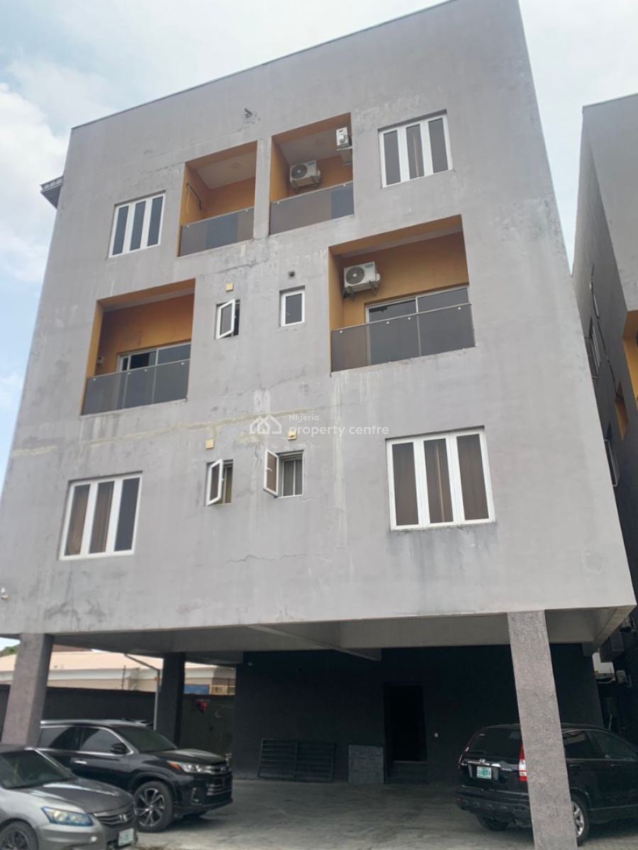Lovely and Well Maintained One Bedroom Apartment, Right Side, Lekki Phase 1, Lekki, Lagos, Mini Flat (room and Parlour) for Rent
