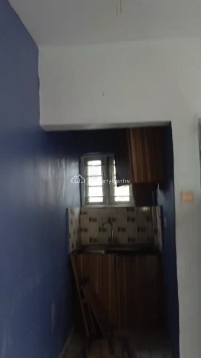 Very Decent & Standard Self-contain, Fola Agoro, Yaba, Lagos, Self Contain (single Rooms) for Rent