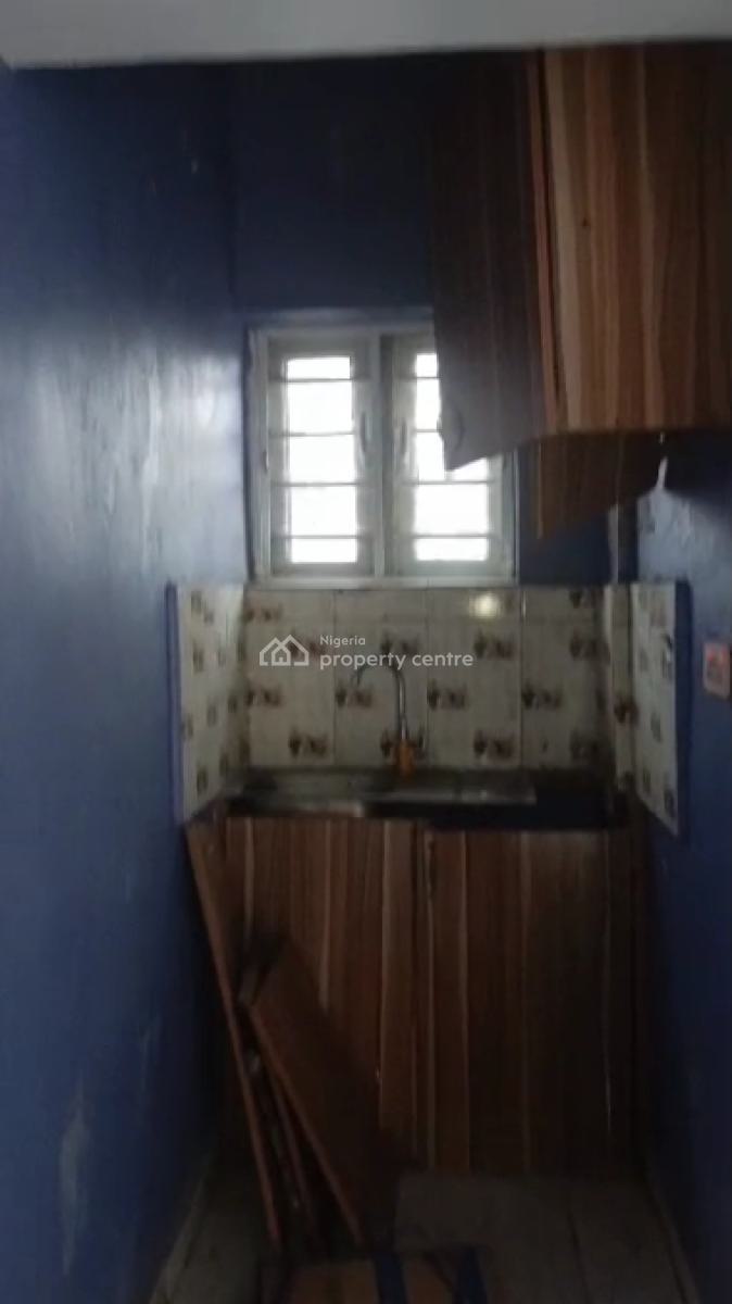 Very Decent & Standard Self-contain, Fola Agoro, Yaba, Lagos, Self Contain (single Rooms) for Rent