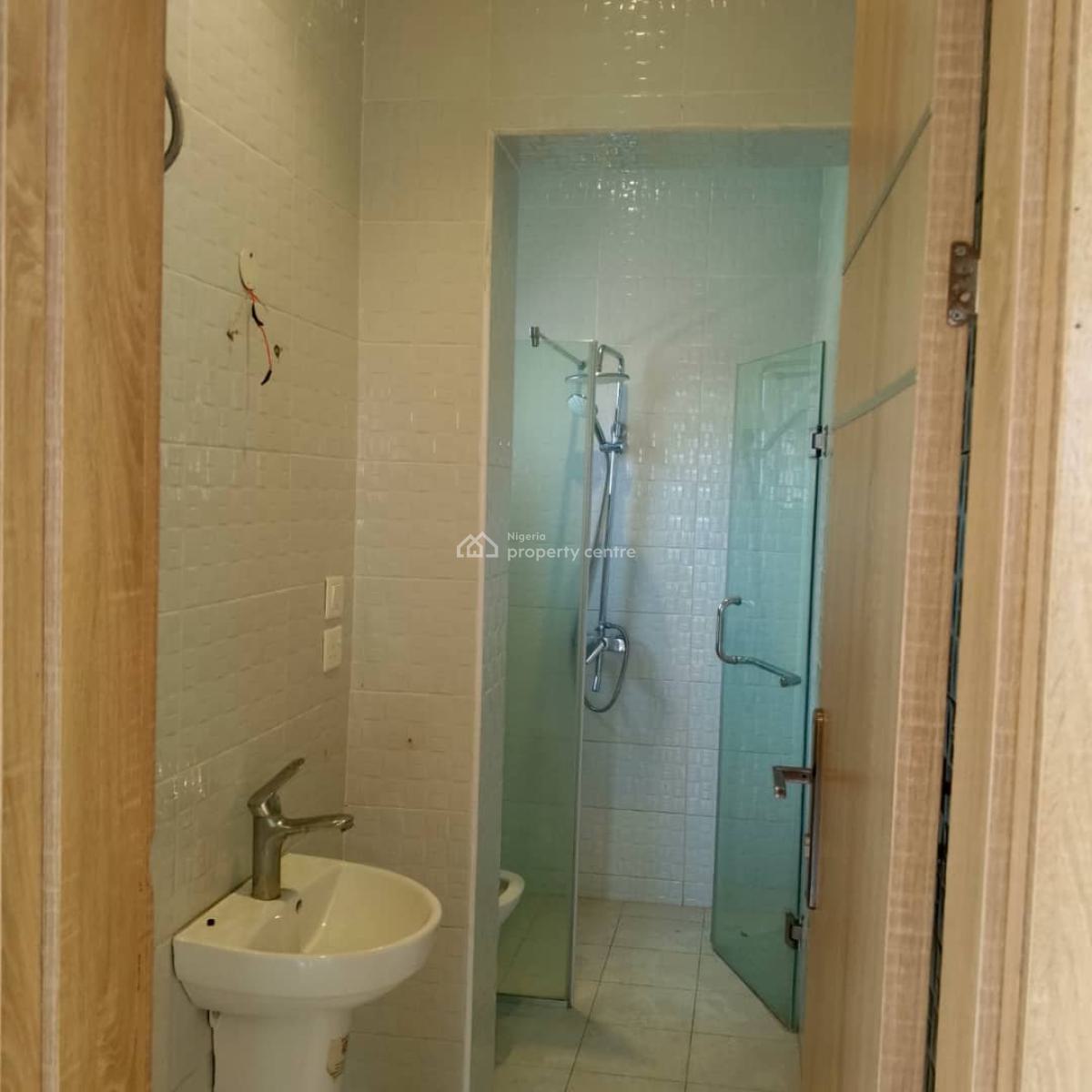 Serviced 3 Bedroom Flat with a Room Bq, Ikate, Lekki, Lagos, Flat / Apartment for Rent
