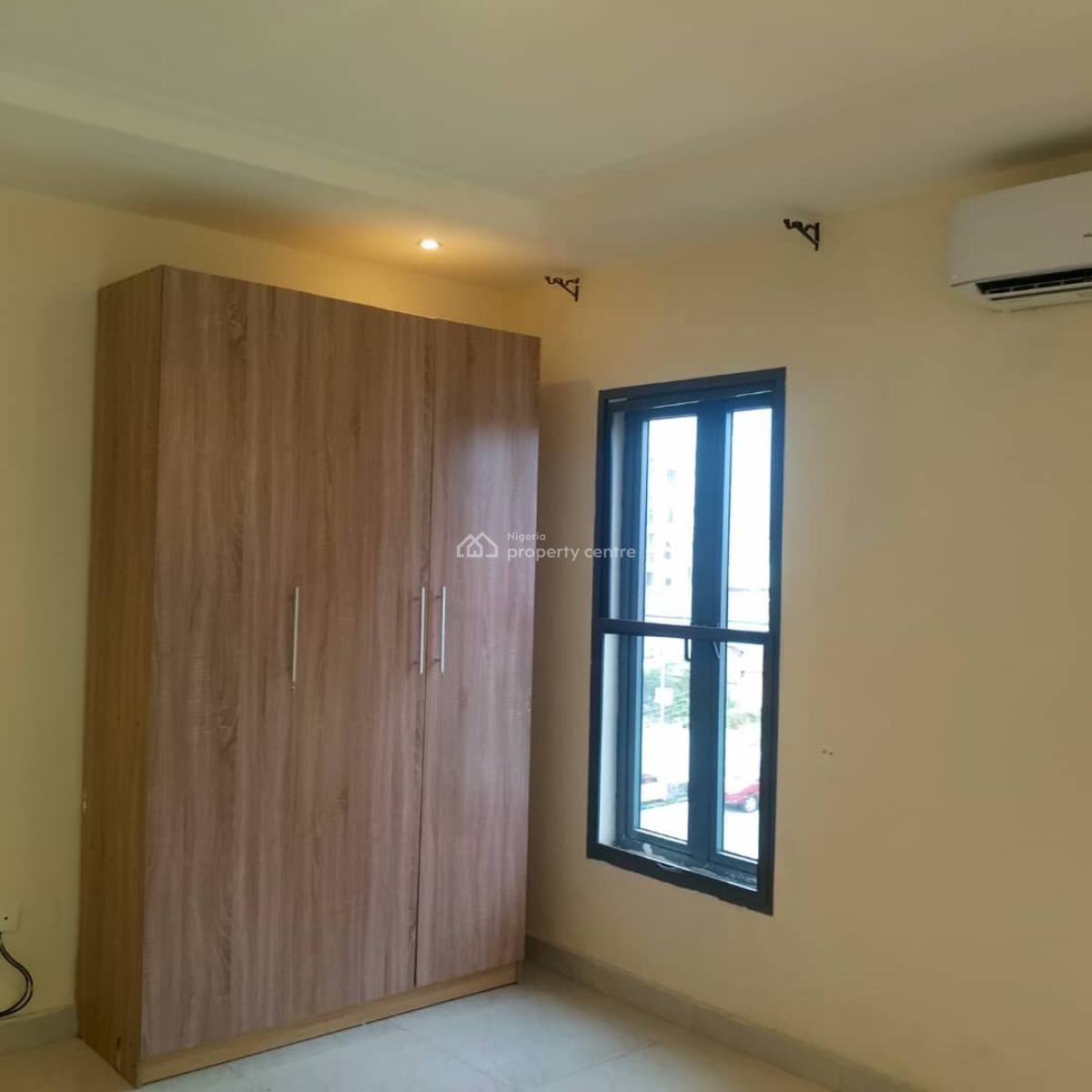 Serviced 3 Bedroom Flat with a Room Bq, Ikate, Lekki, Lagos, Flat / Apartment for Rent