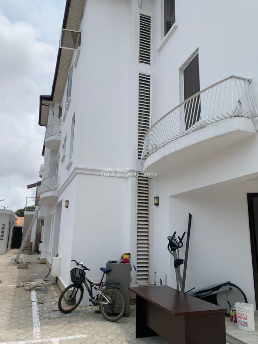 Newly Renovated Serviced One Bedroom Apartment, Lekki Phase 1, Lekki, Lagos, Mini Flat (room and Parlour) for Rent