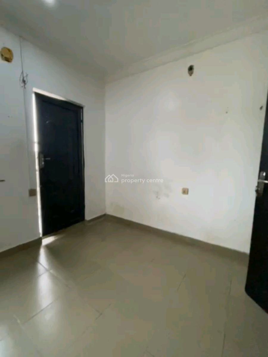 a Neatly Used and Decent Mini, Upstairs with Private Balcony, Pop,, Obanikoro Estate, Obanikoro, Shomolu, Lagos, Mini Flat (room and Parlour) for Sale