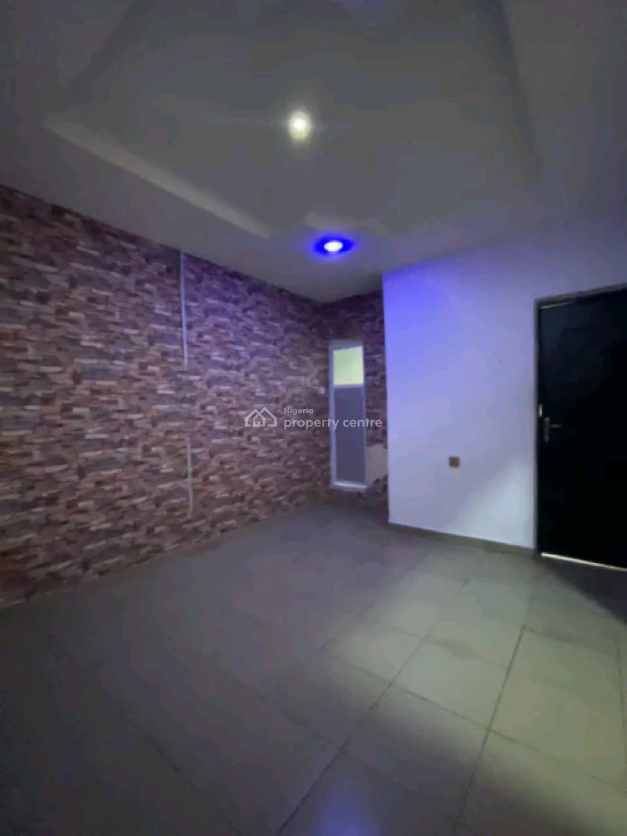 a Neatly Used and Decent Mini, Upstairs with Private Balcony, Pop,, Obanikoro Estate, Obanikoro, Shomolu, Lagos, Mini Flat (room and Parlour) for Sale