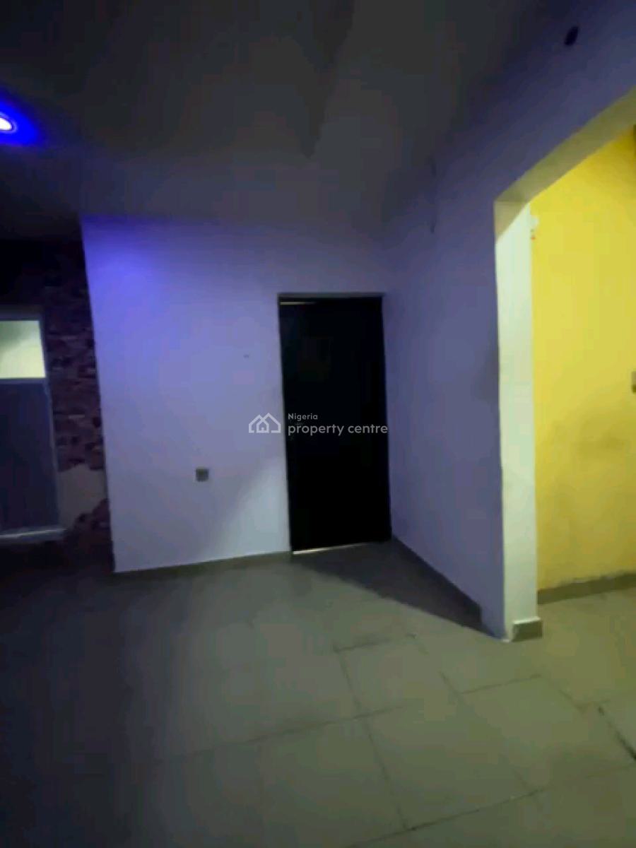 a Neatly Used and Decent Mini, Upstairs with Private Balcony, Pop,, Obanikoro Estate, Obanikoro, Shomolu, Lagos, Mini Flat (room and Parlour) for Sale